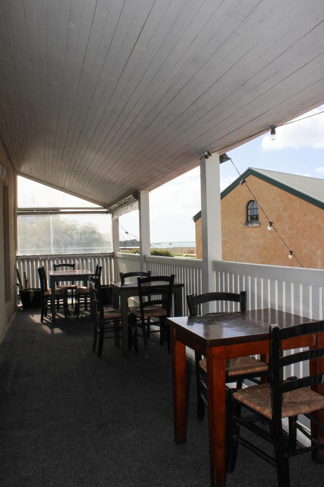 Caledonian Inn โรบ ภายนอก รูปภาพ